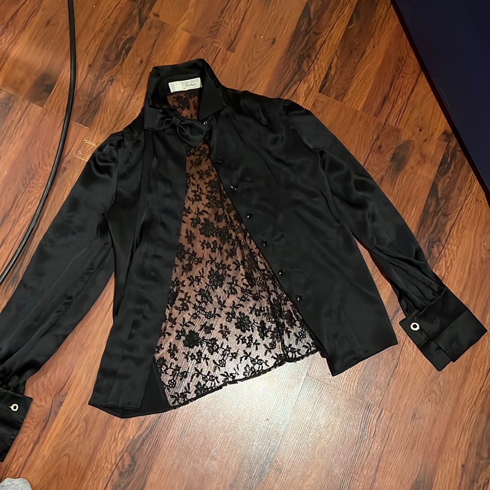 Nina Ricci floral lace back blouse